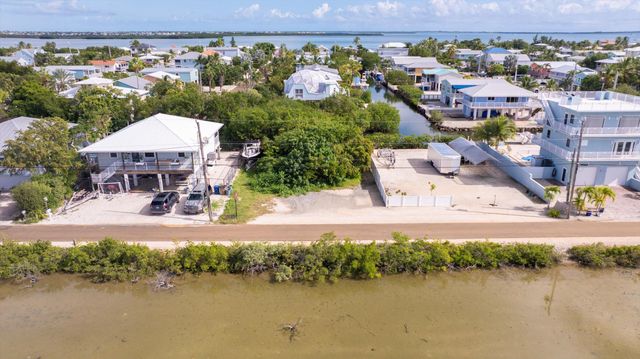 Indies Indies Road, Ramrod Key, FL 33042