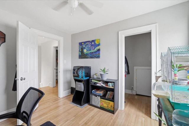 3518 S Howell AVENUE, Milwaukee, WI 53207