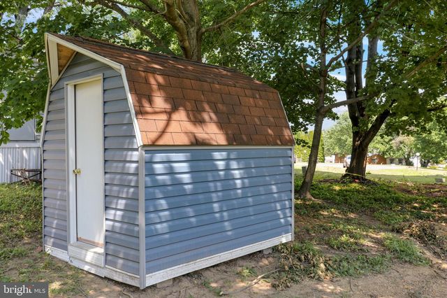 101 DUSTY LN, Hamburg, PA 19526