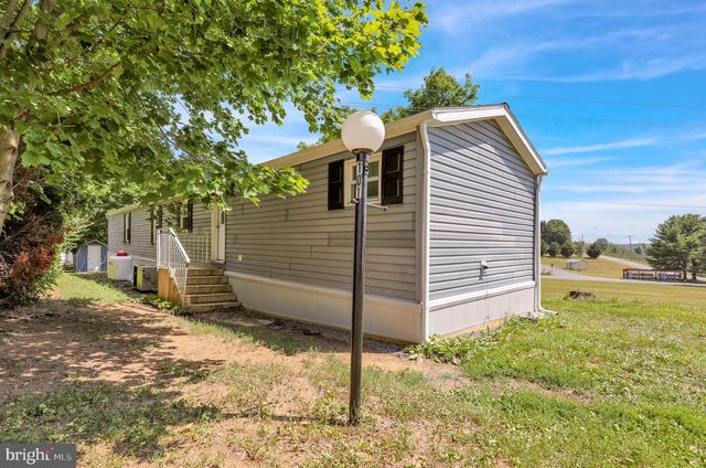 101 DUSTY LN, Hamburg, PA 19526