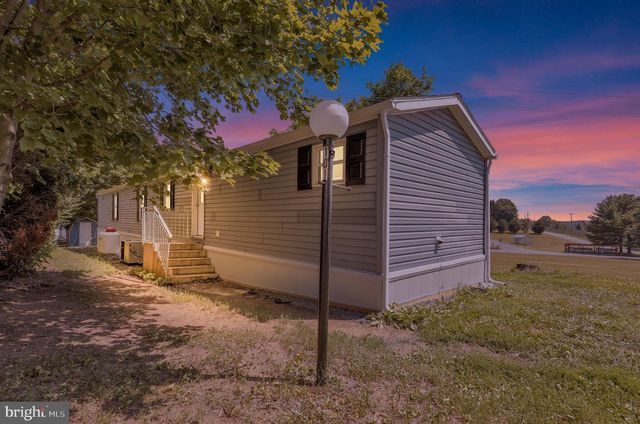 101 DUSTY LN, Hamburg, PA 19526
