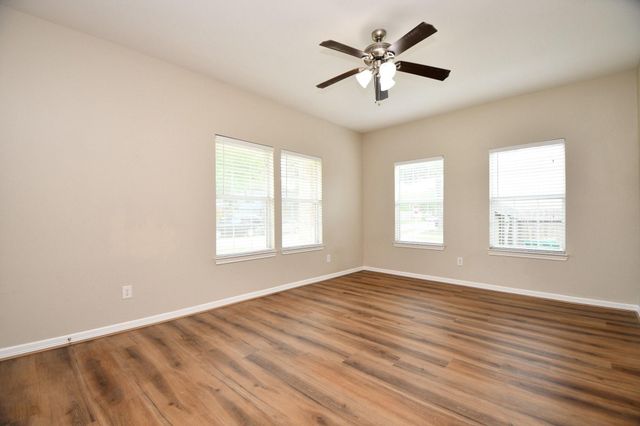 927 Grand Junction Drive, Katy, TX 77450