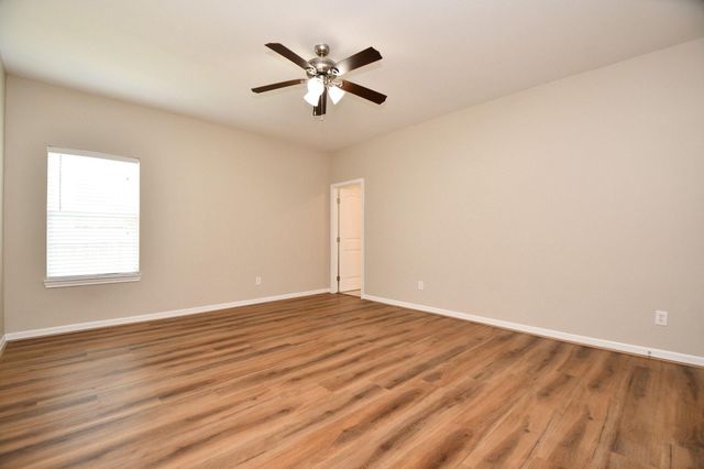 927 Grand Junction Drive, Katy, TX 77450