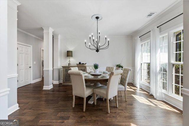 6255 Chestnut Hill Road, Flowery Branch, GA 30542