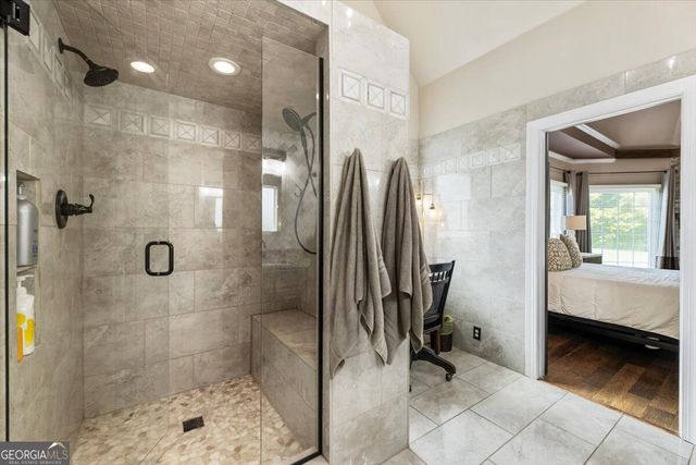 6255 Chestnut Hill Road, Flowery Branch, GA 30542