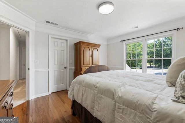 6255 Chestnut Hill Road, Flowery Branch, GA 30542