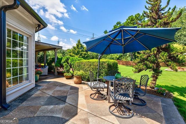 6255 Chestnut Hill Road, Flowery Branch, GA 30542