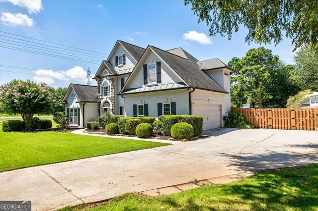 6255 Chestnut Hill Road, Flowery Branch, GA 30542