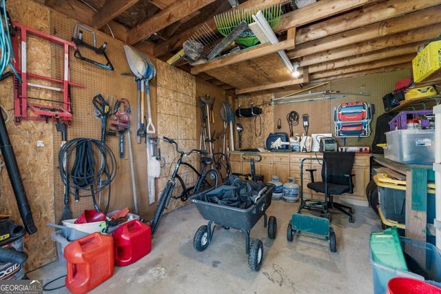 6255 Chestnut Hill Road, Flowery Branch, GA 30542