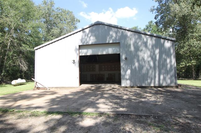 1528 County Road 2005, Liberty, TX 77575