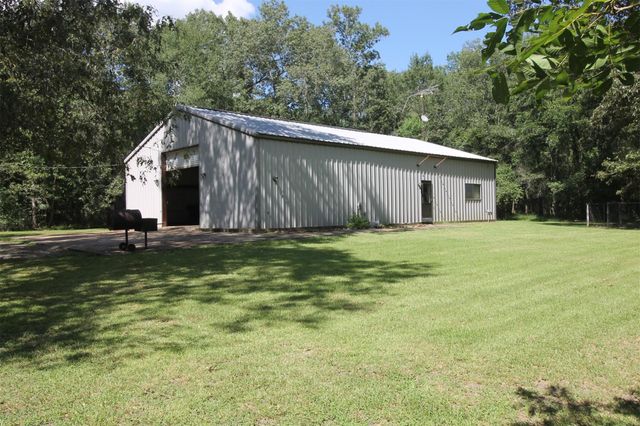 1528 County Road 2005, Liberty, TX 77575