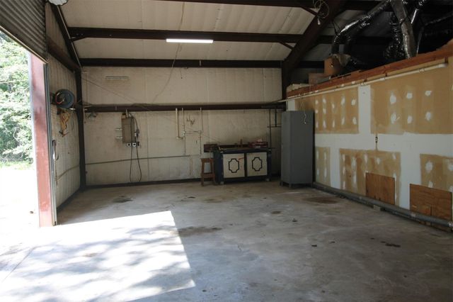 1528 County Road 2005, Liberty, TX 77575