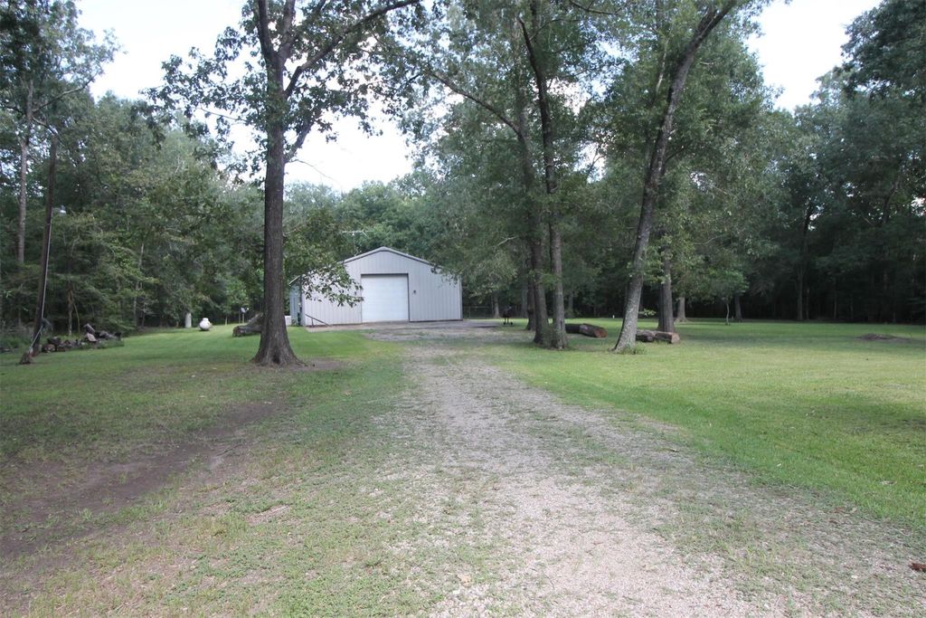 1528 County Road 2005, Liberty, TX 77575