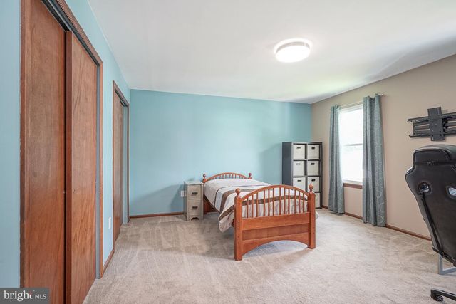 6 KILLINGTON CT, Sicklerville, NJ 08081