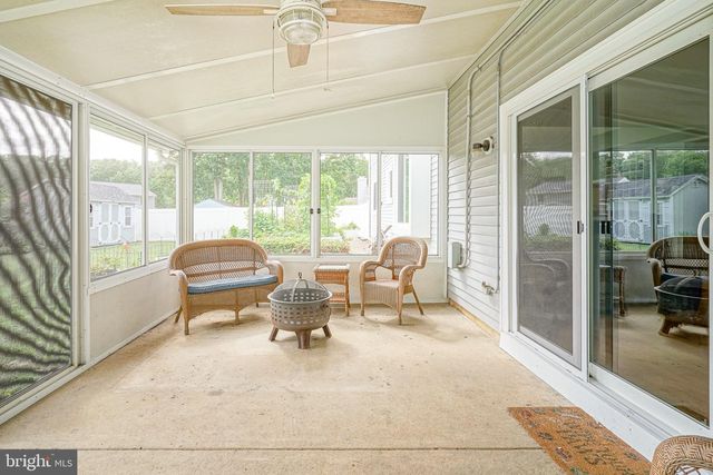 6 KILLINGTON CT, Sicklerville, NJ 08081