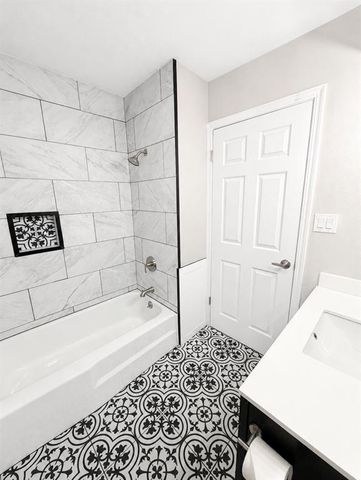 724 Jacquelyn Lane, Noble, OK 73068