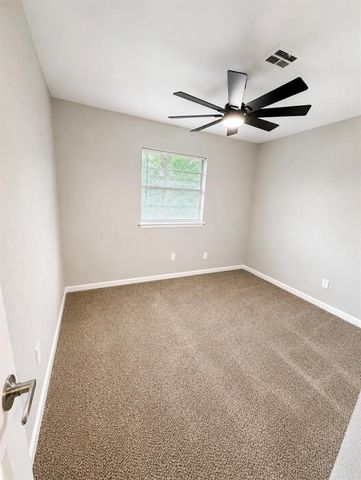 724 Jacquelyn Lane, Noble, OK 73068