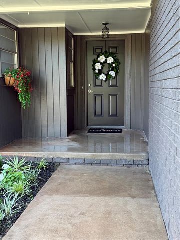 724 Jacquelyn Lane, Noble, OK 73068