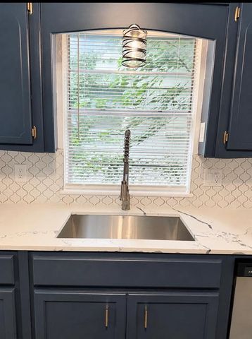724 Jacquelyn Lane, Noble, OK 73068