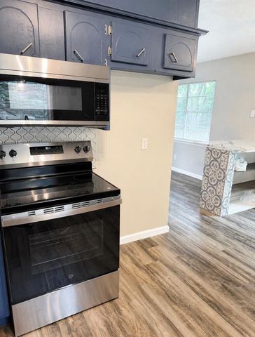 724 Jacquelyn Lane, Noble, OK 73068
