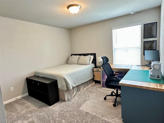 228 Lost Mine Peak LN, Dripping Springs, TX 78620