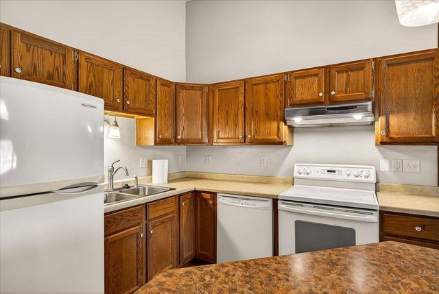623 Saddle Ridge, Portage, WI 53901