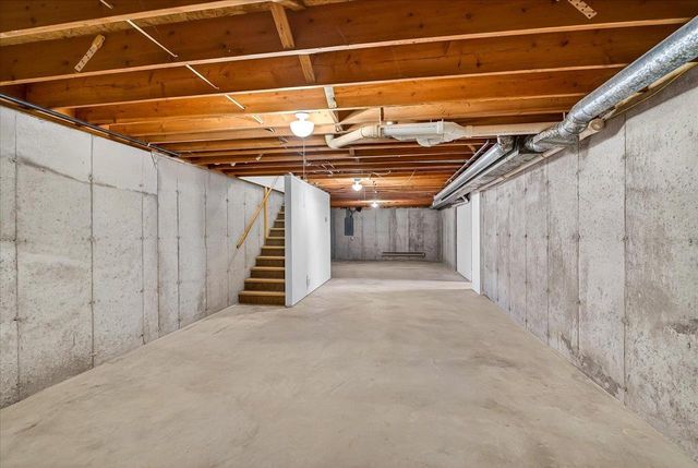 623 Saddle Ridge, Portage, WI 53901