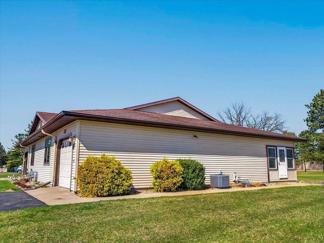 623 Saddle Ridge, Portage, WI 53901