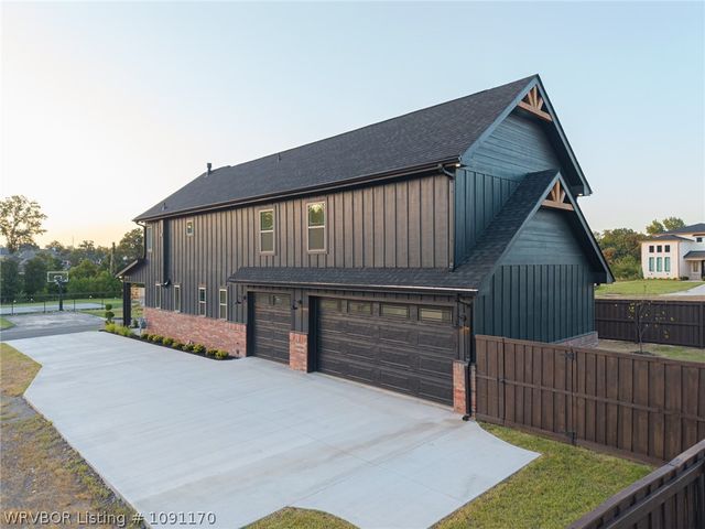 6929 Alianna Way, Fort Smith, AR 72916