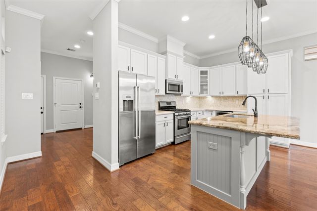5936 Kiam Street, Houston, TX 77007