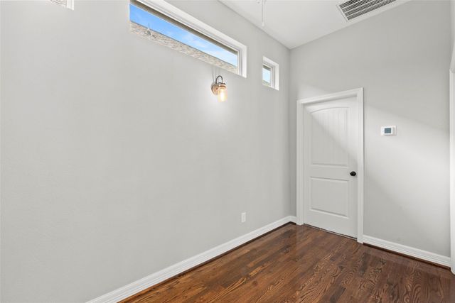 5936 Kiam Street, Houston, TX 77007