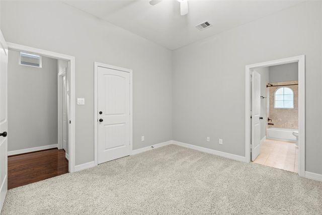 5936 Kiam Street, Houston, TX 77007