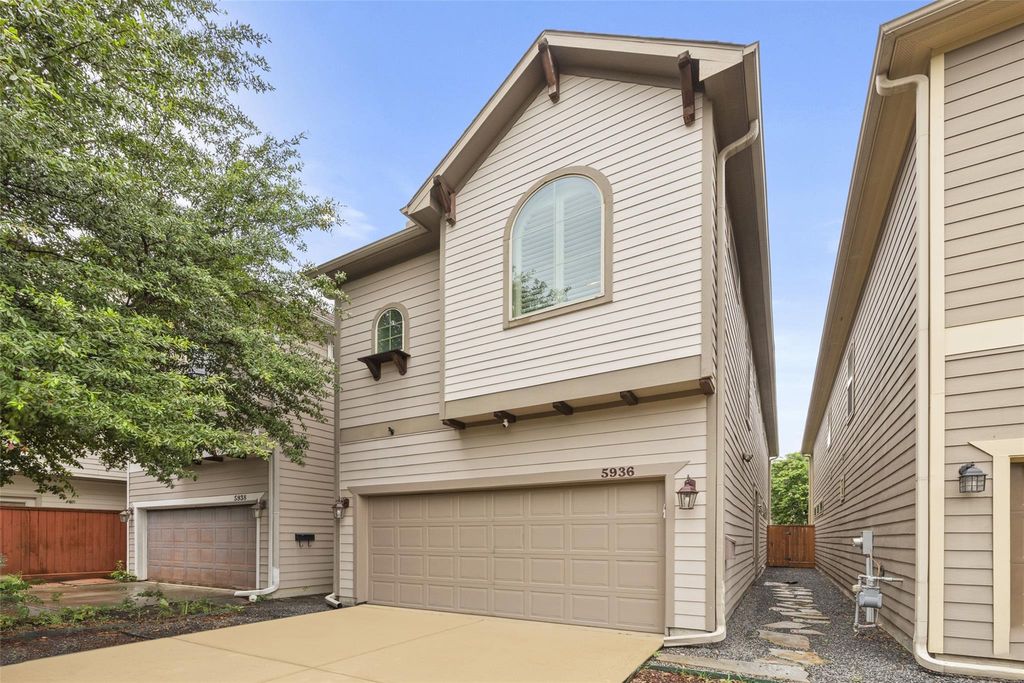 5936 Kiam Street, Houston, TX 77007