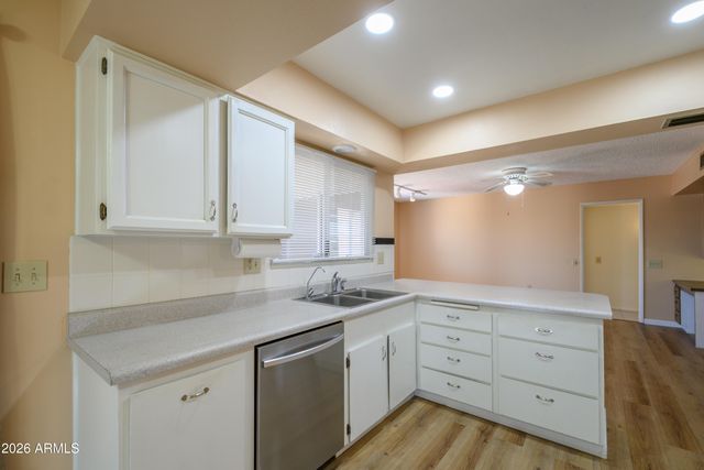 13063 W FOXFIRE Drive, Sun City West, AZ 85375