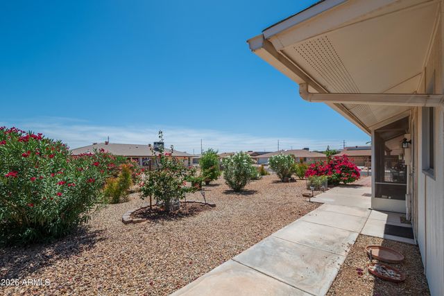 13063 W FOXFIRE Drive, Sun City West, AZ 85375