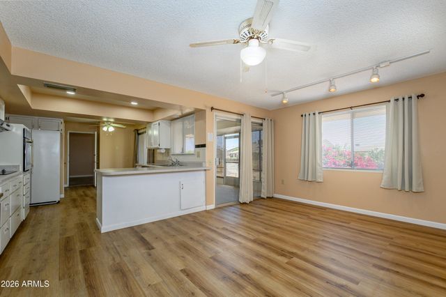 13063 W FOXFIRE Drive, Sun City West, AZ 85375