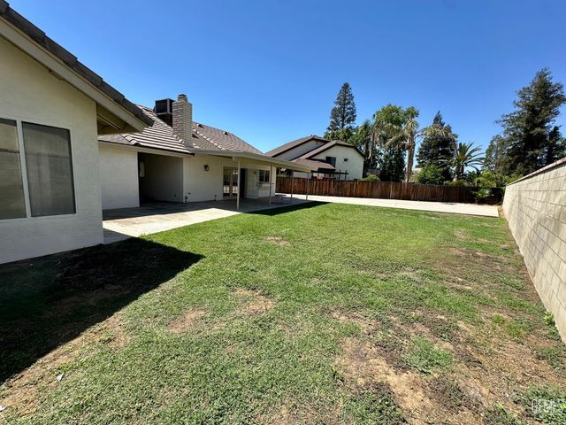 5106 Tucker Street, Bakersfield, CA 93308