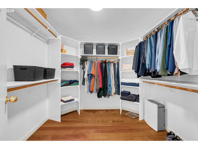 1617 Se 73RD Ave, Hillsboro, OR 97123