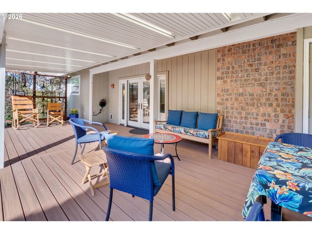 1617 Se 73RD Ave, Hillsboro, OR 97123