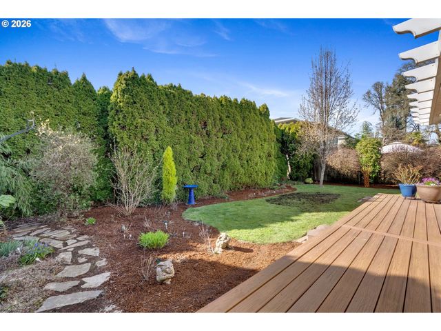 1617 Se 73RD Ave, Hillsboro, OR 97123