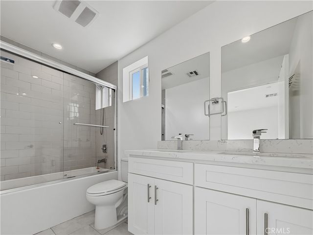 10918 Hesby Street, North Hollywood, CA 91601