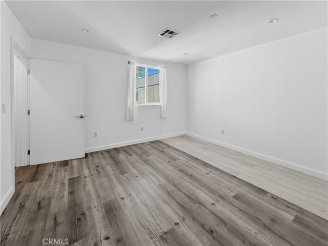 10918 Hesby Street, North Hollywood, CA 91601