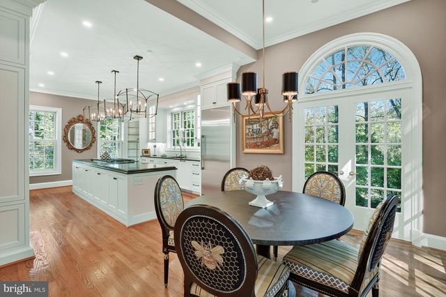 921 TOWLSTON RD, Mclean, VA 22102