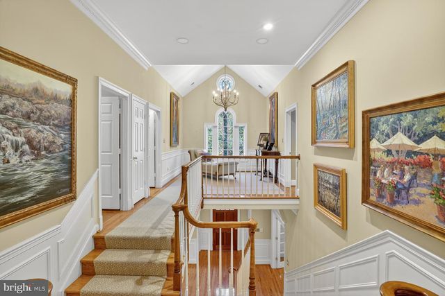 921 TOWLSTON RD, Mclean, VA 22102