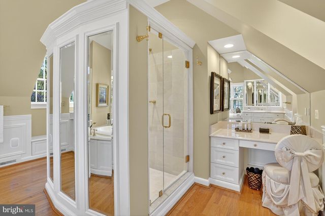 921 TOWLSTON RD, Mclean, VA 22102