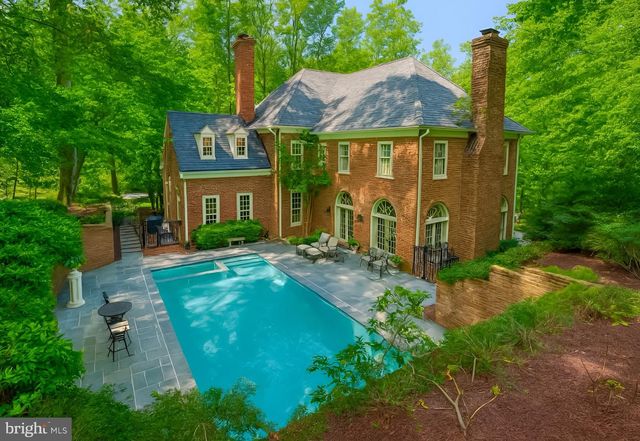 921 TOWLSTON RD, Mclean, VA 22102