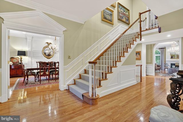 921 TOWLSTON RD, Mclean, VA 22102