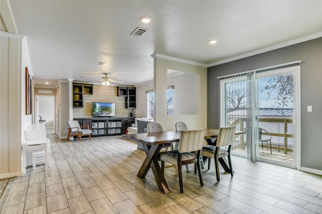 604 CR 136A, Marble Falls, TX 78639