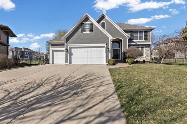 24918 W 92nd Street, Lenexa, KS 66227