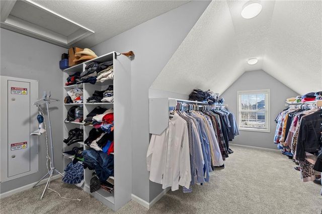 24918 W 92nd Street, Lenexa, KS 66227